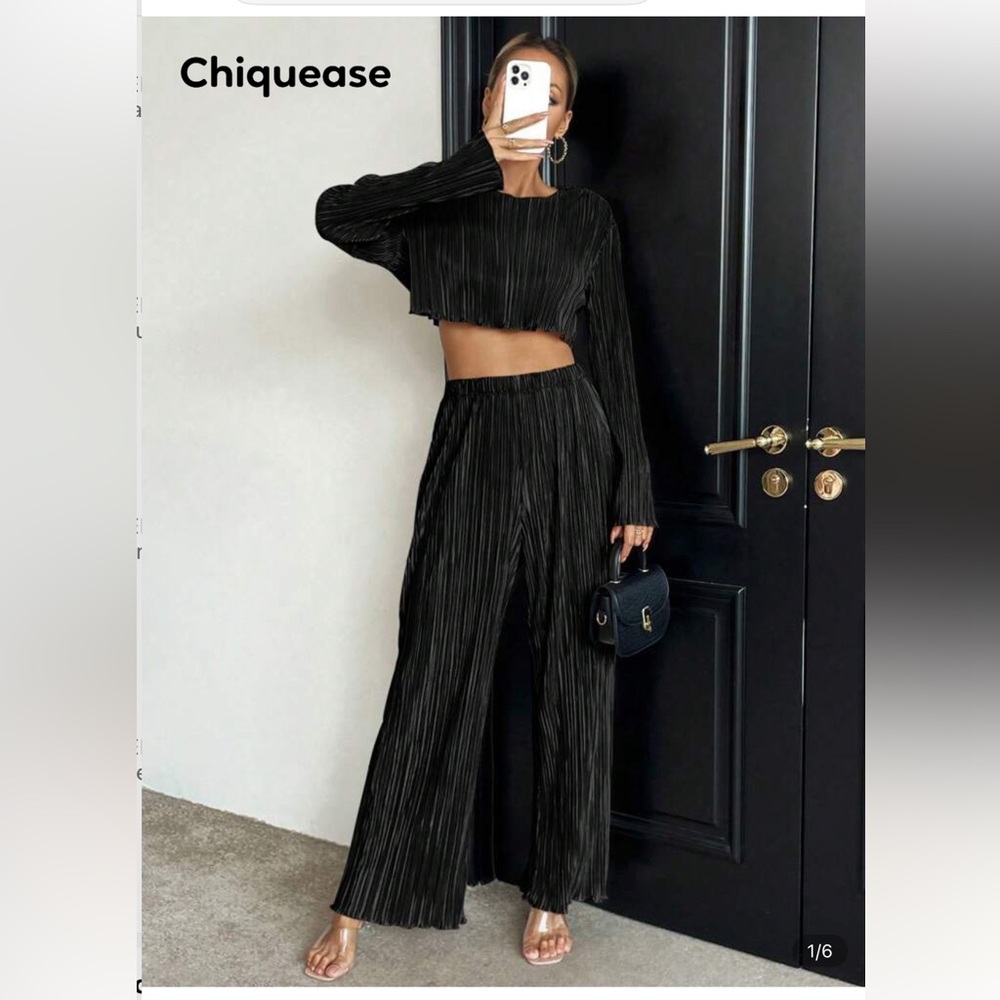 Black Women's Pleated Pant Set
